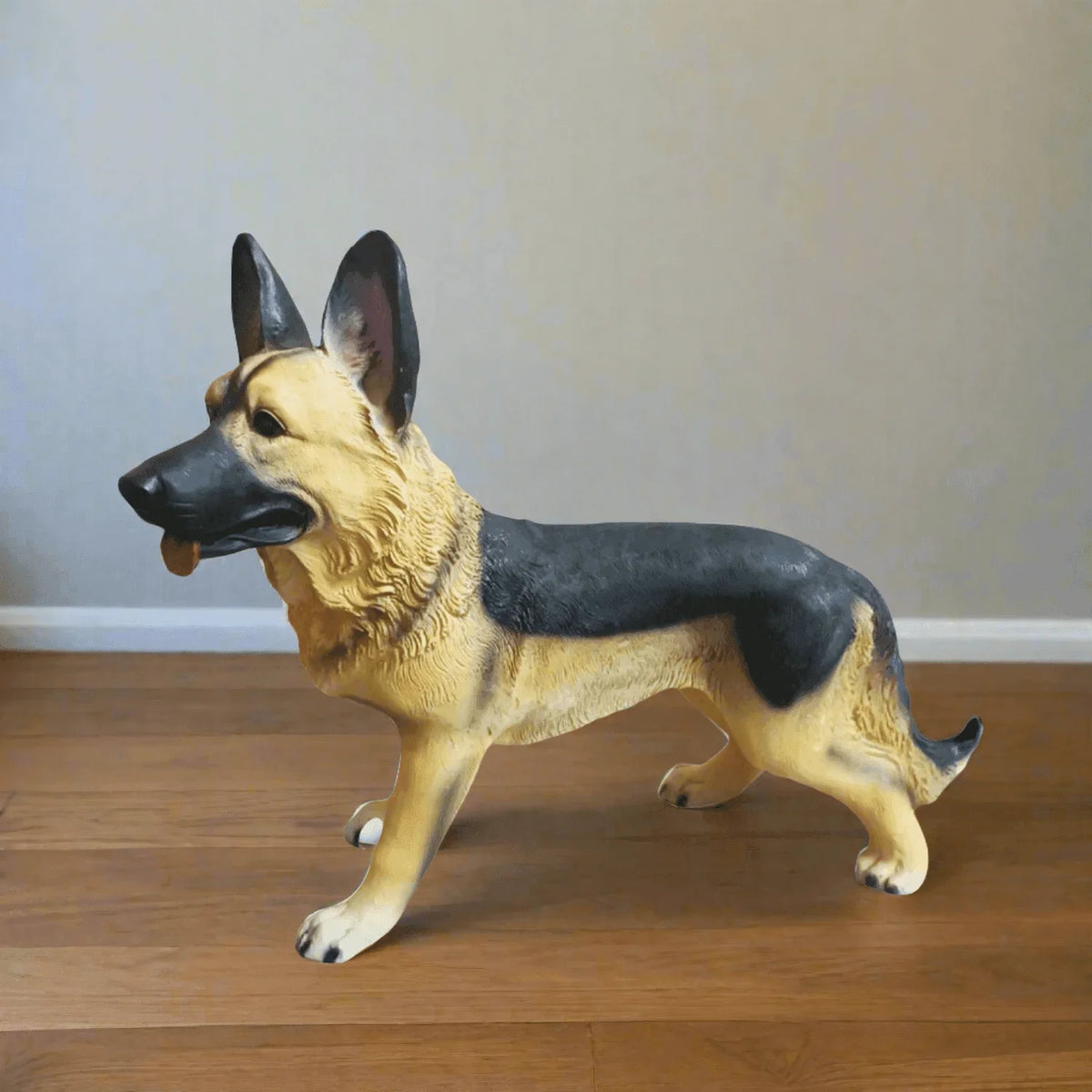 ALiLa Big Dog Realistic Showpiece Statue Figure Idol for Home Decoration Office Decor or gifting, 11 Inches Height - ALiLA