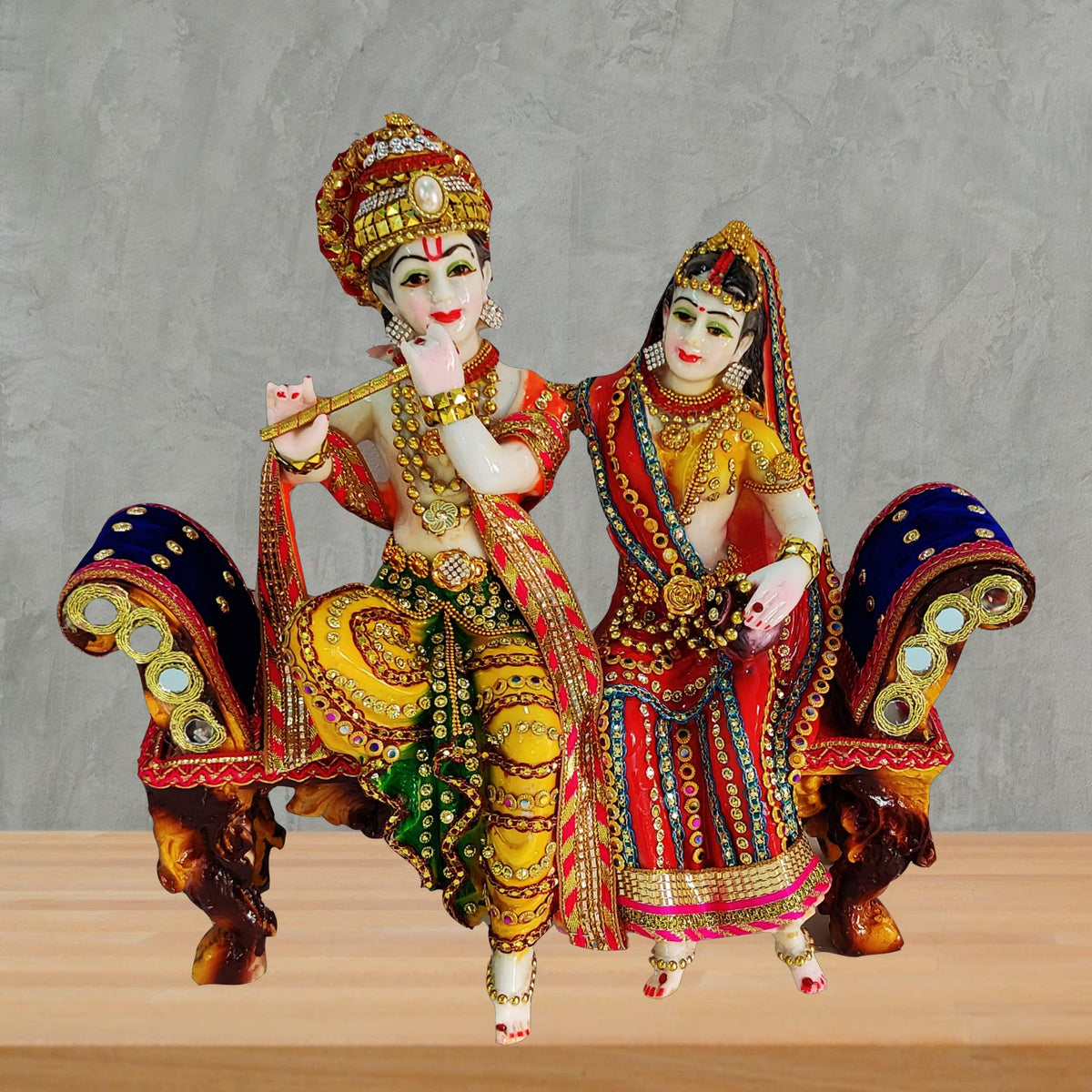 Statue ALiLA Radha Krishna Ji On Sofa God Idol Murti Figurine Pooja Room  Wedding Gift Items for Mandir/Temple/Home/Office, 37 x 16 x 33 cm Statue